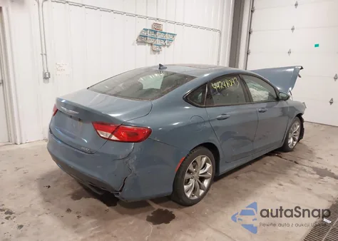2015 Chrysler 200 S z USA, uszkodzony, nr VIN 1C3CCCBB4FN721314